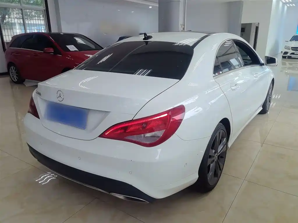 Mercedes-Benz CLA (Import) 2019 CLA 200 Sport фото 7