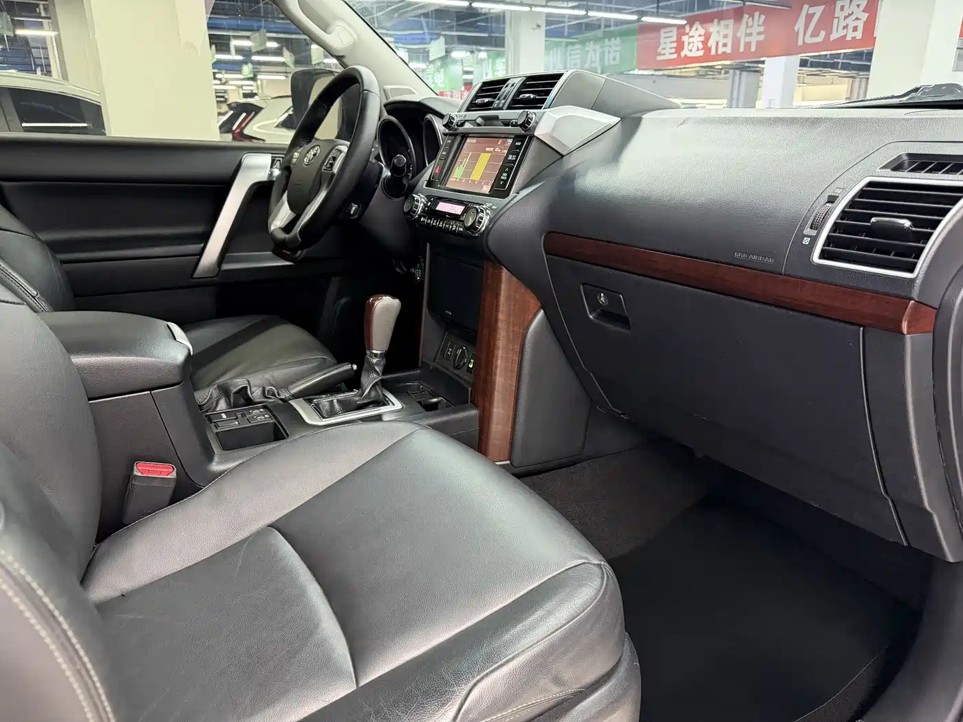 Toyota Prado 2016 3.5L Auto TX-L NAVI фото 6