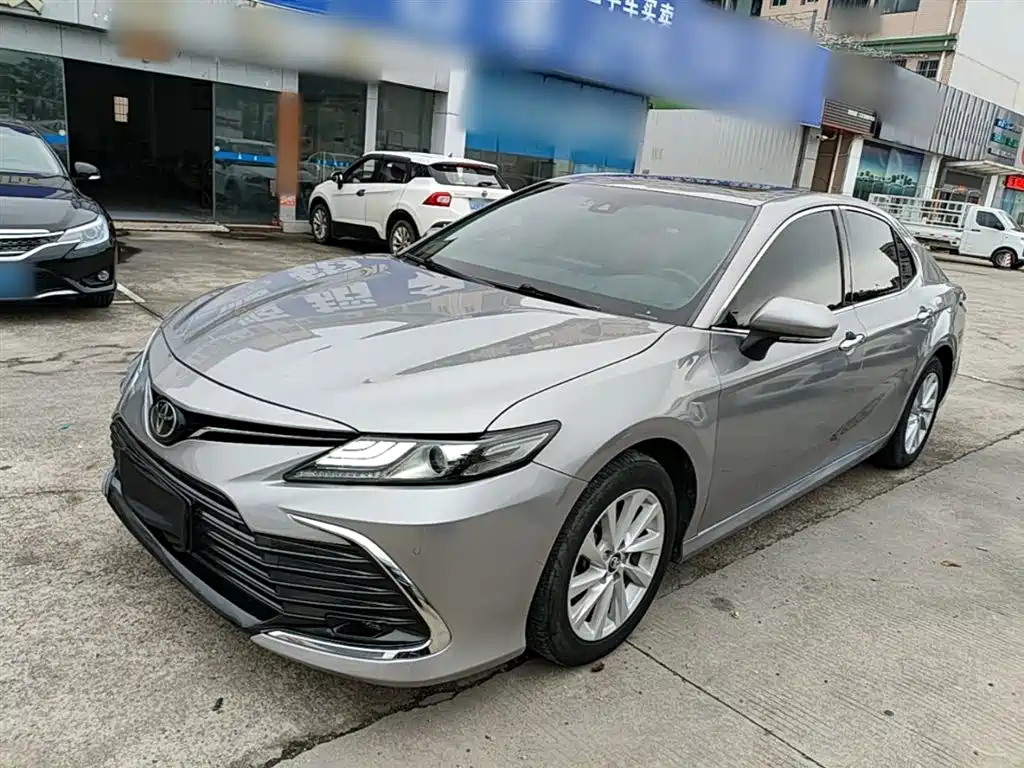 Toyota Camry 2021 2.0G Luxury Edition