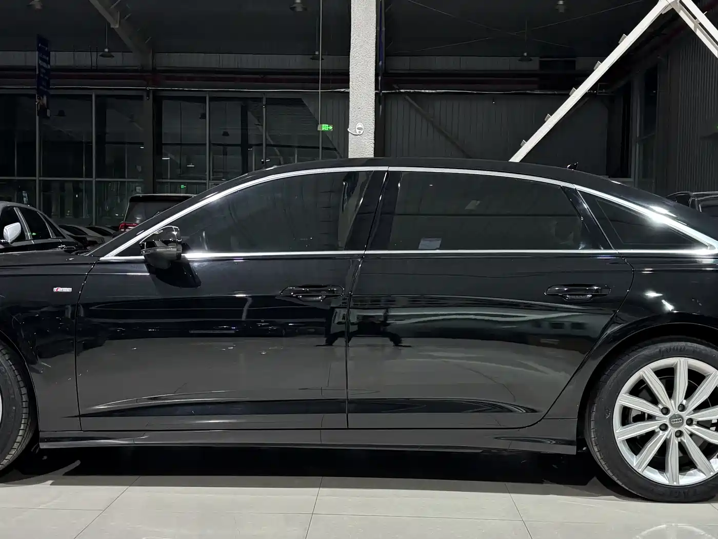 Audi A6L 2021 45 TFSI Exclusive Sport фото 7