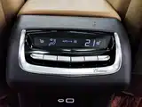 Фото 14 - Cadillac XT6