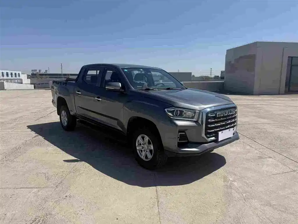 SAIC Maxus Maxus T70 2022 2.0T Manual Diesel 2WD 5th Anniversary Elite Long Bed Flat Floor фото 3