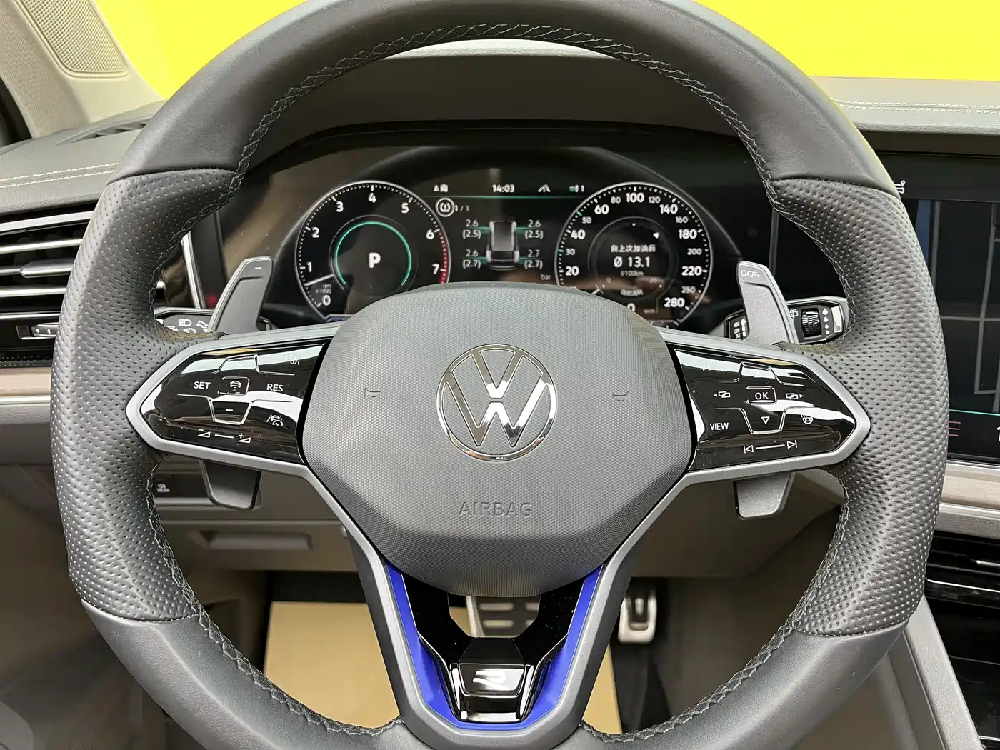VOLKSWAGEN TOUAREG