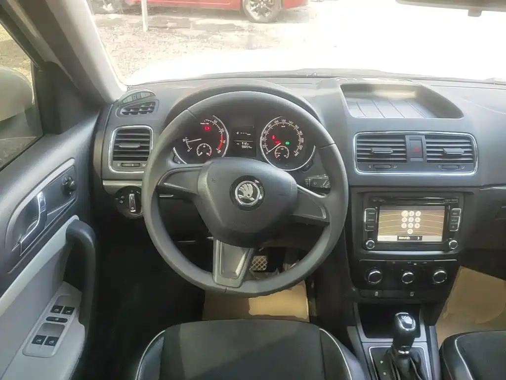 صورة 11 - Škoda Yeti