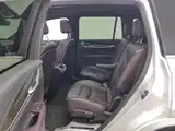 Фото 15 - Cadillac XT6