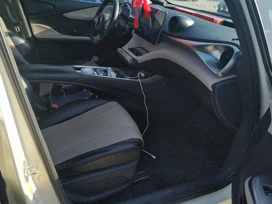 BYD Dolphin 2024 Glory Edition 420km Freedom Edition фото 8