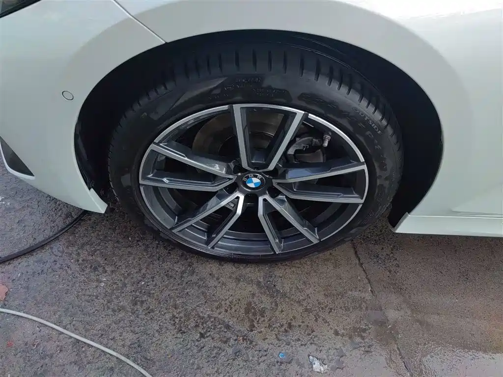 BMW 3 Series 2023 325Li M Sport Package фото 25