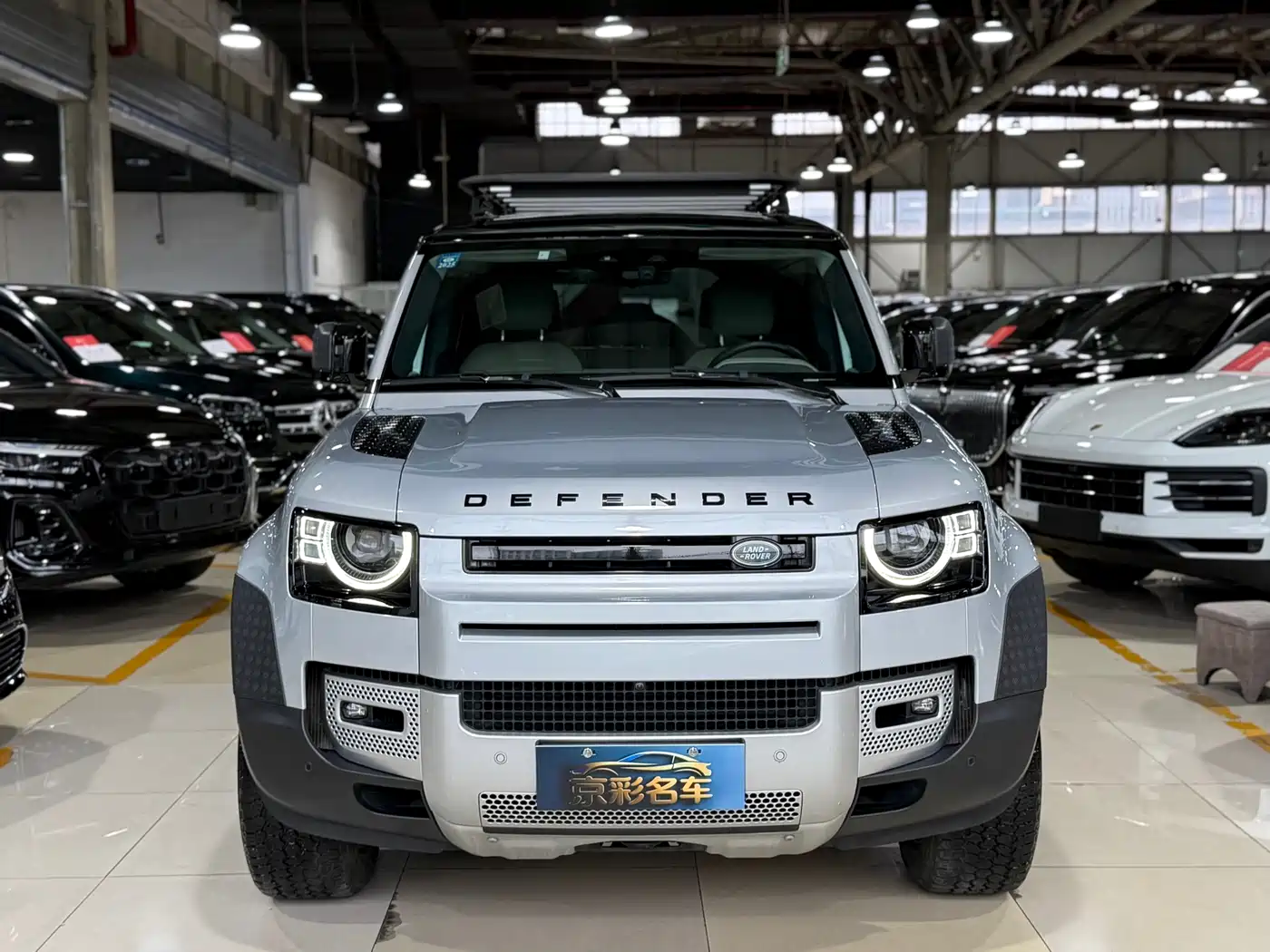 Land Rover Defender 2021 110 P400 Dark Special Edition фото 2