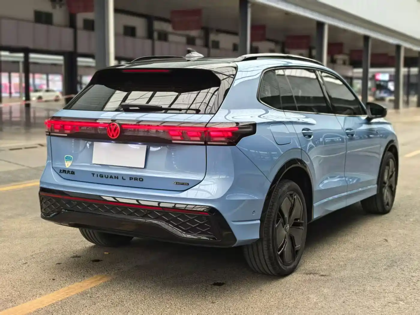Volkswagen Tiguan L 2024 PRO 380TSI 4WD R-Line Premium Edition фото 11