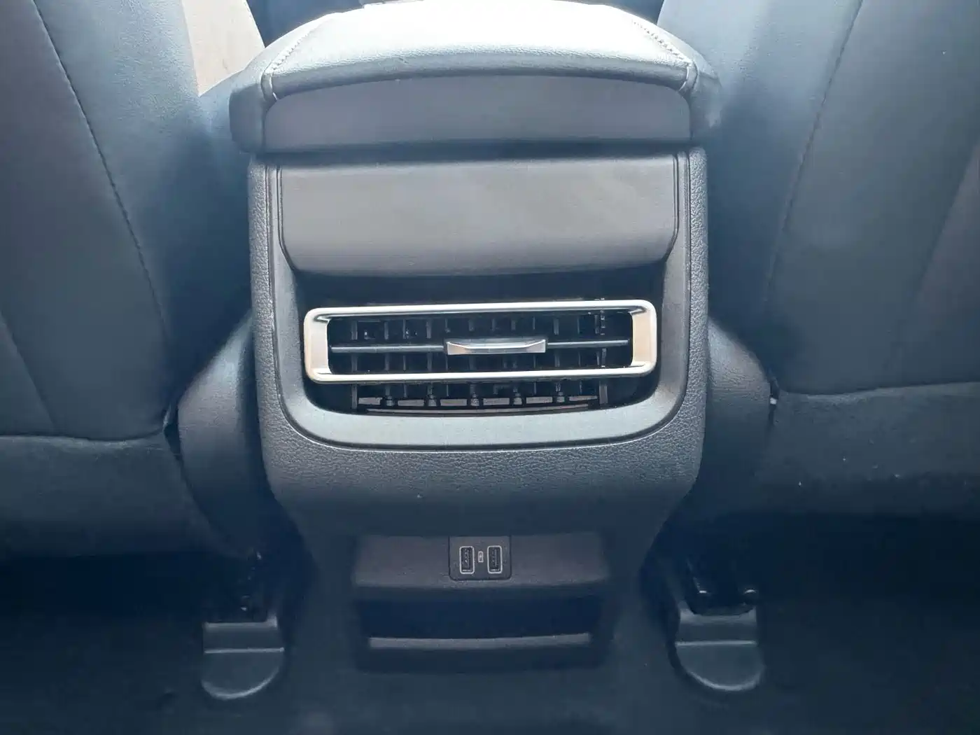 Changan X7 PLUS 2024 2024 1.5T Automatic Noble 7-Seater
