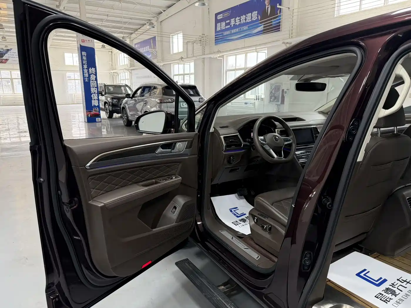 Volkswagen Viloran 2021 2020 380TSI Premium