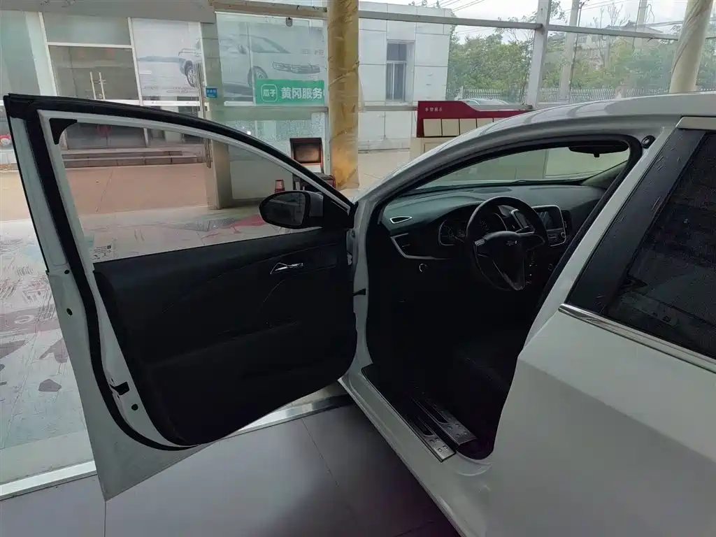 Chevrolet Cavalier 2018 320 Auto Joy Edition фото 12