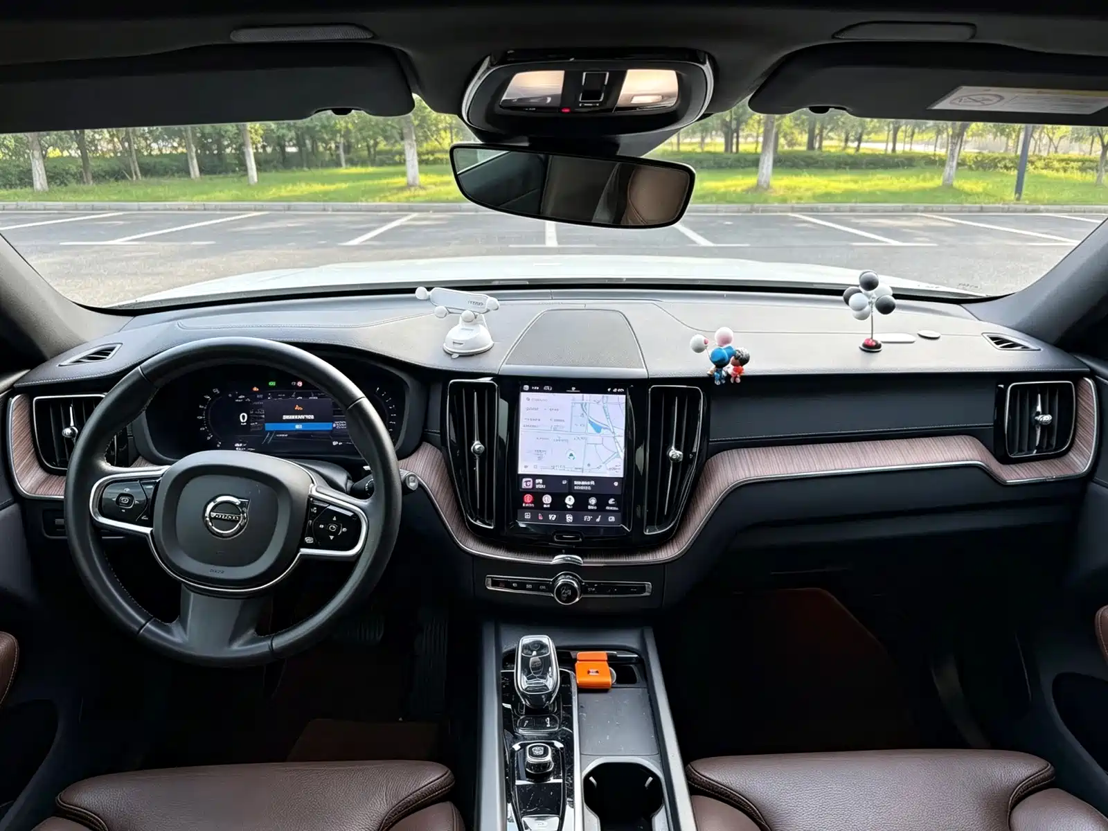 Photo 10 - Volvo XC60