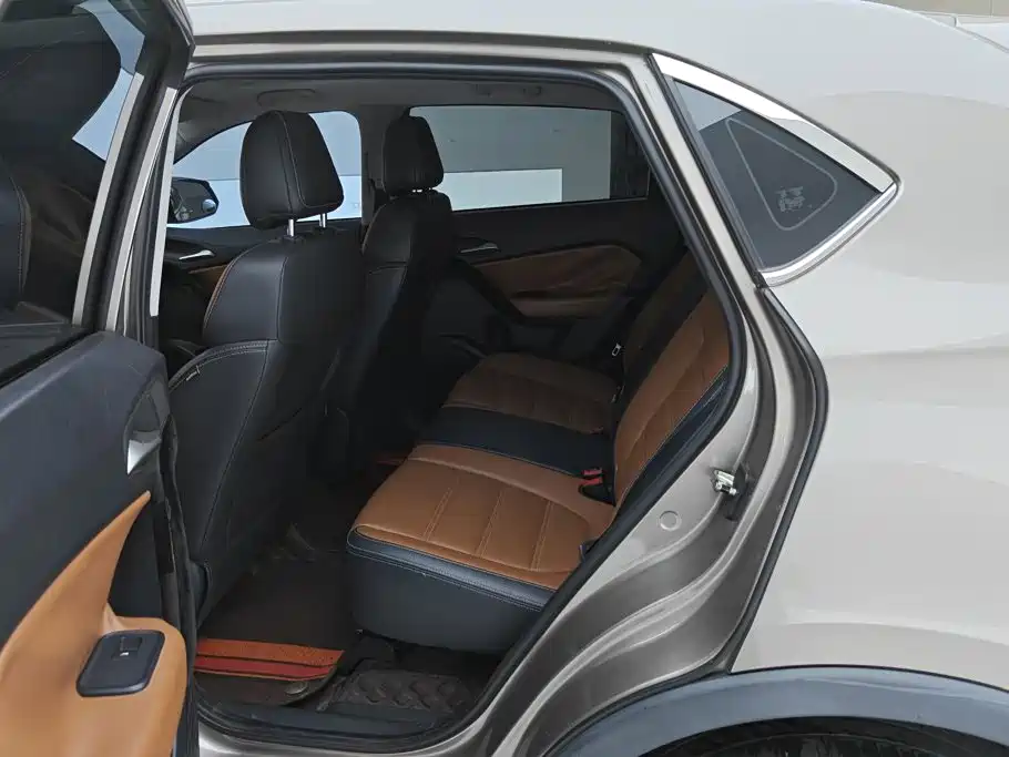 MG Roewe RX5 2016 2016 2.0TGI TST Luxury Edition
