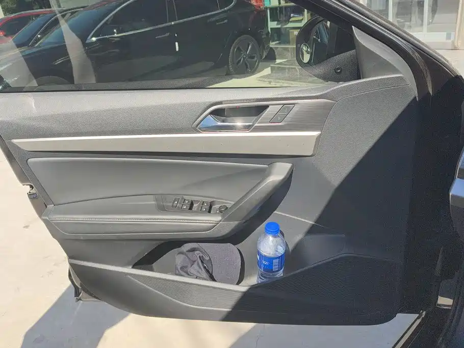 Volkswagen Lavida, миниатюра 7