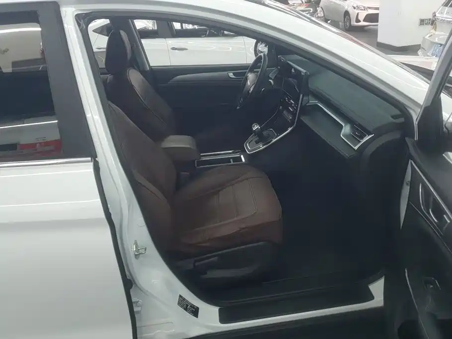 Haval M6 2024 2023 PLUS 1.5T DCT Elite Smart Connect