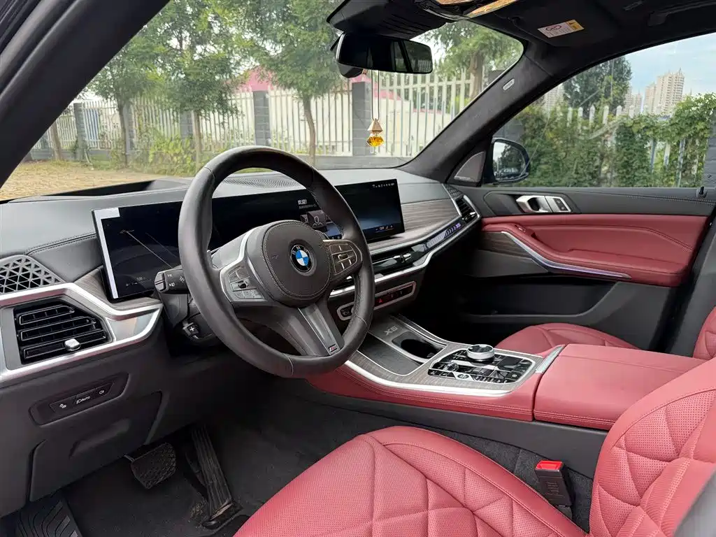 BMW X5 2026 2025 Model xDrive 40Li Exclusive M Sport Blackout Package