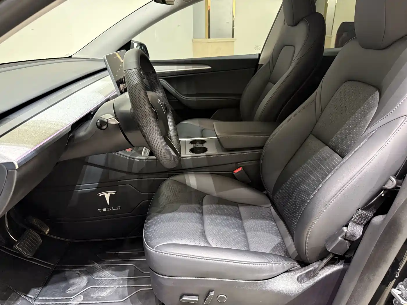 Фото 5 - Tesla Model Y