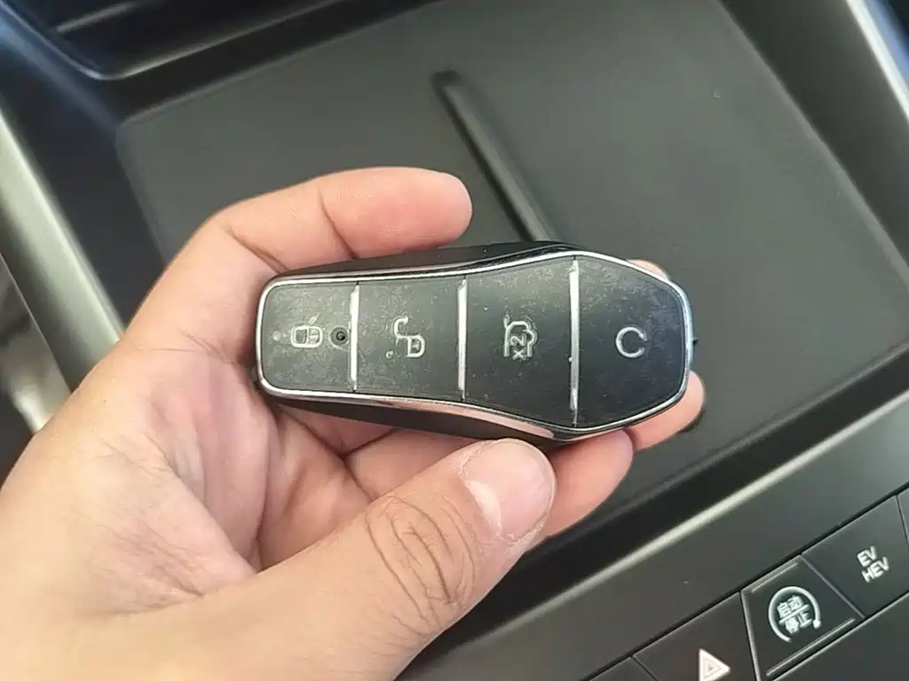 BYD Qin PLUS 2026 2026 DM-i Smart Edition 128KM Progressive