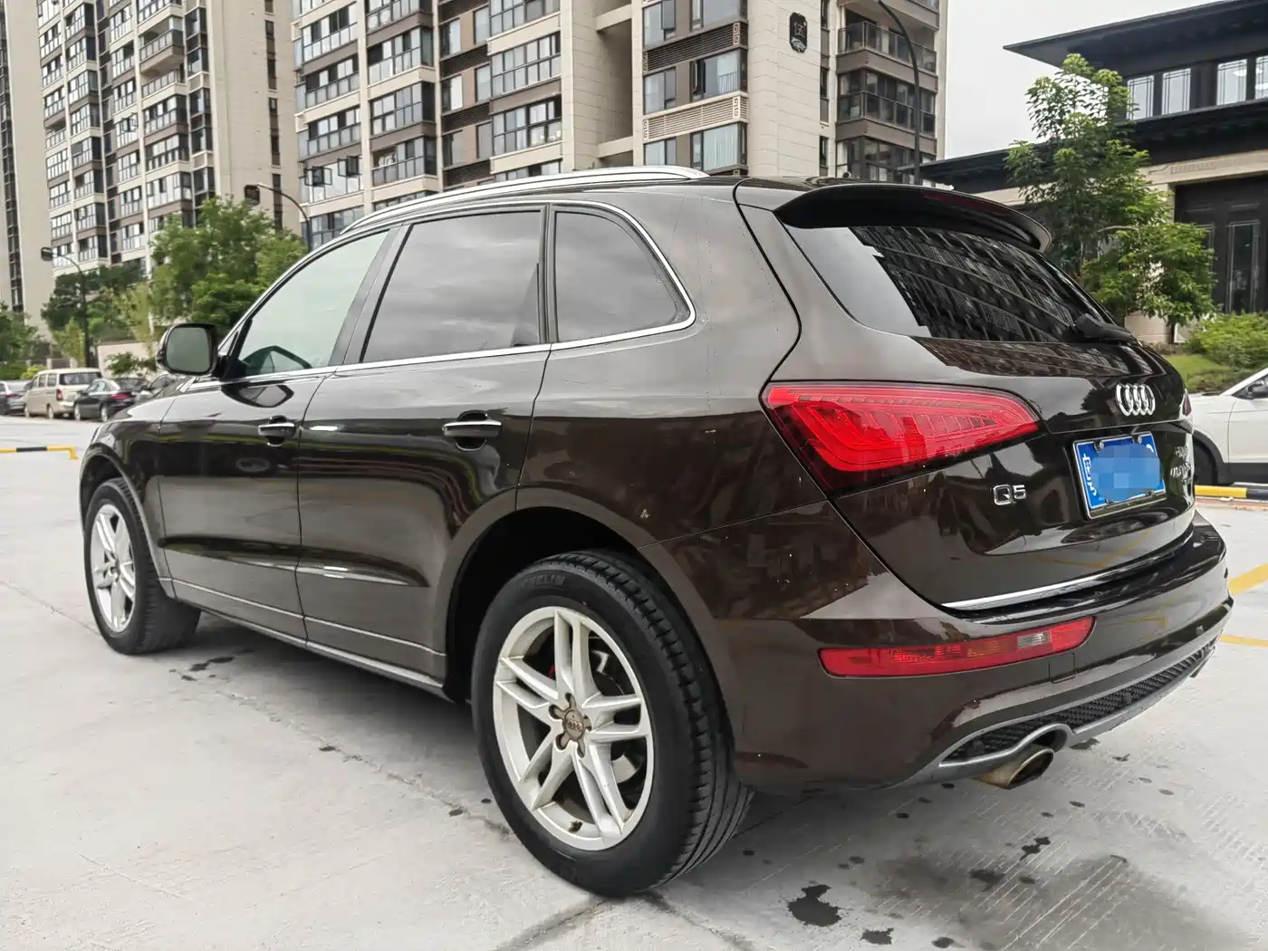 AUDI Q5
