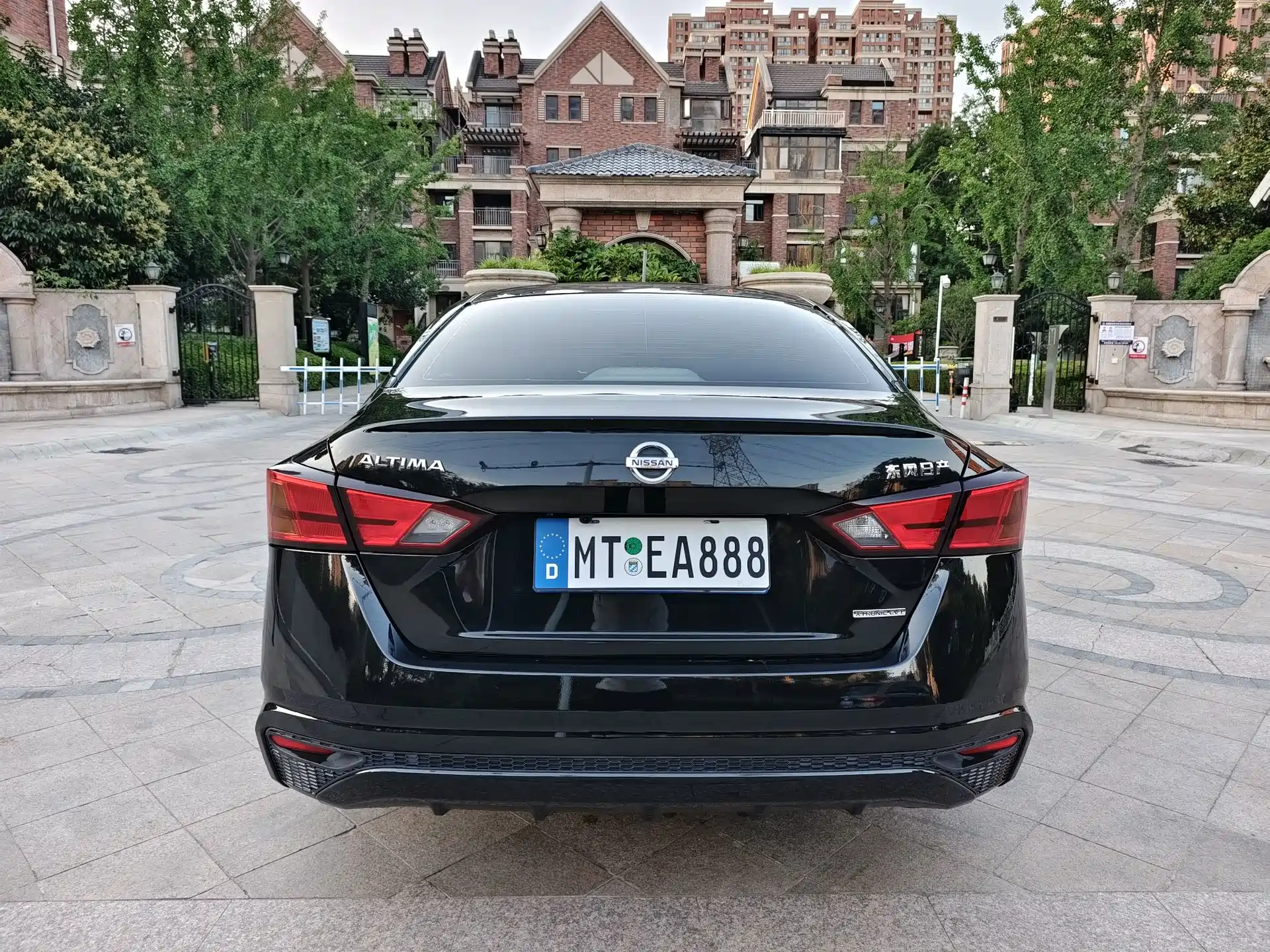 Фото 8 - Nissan Teana