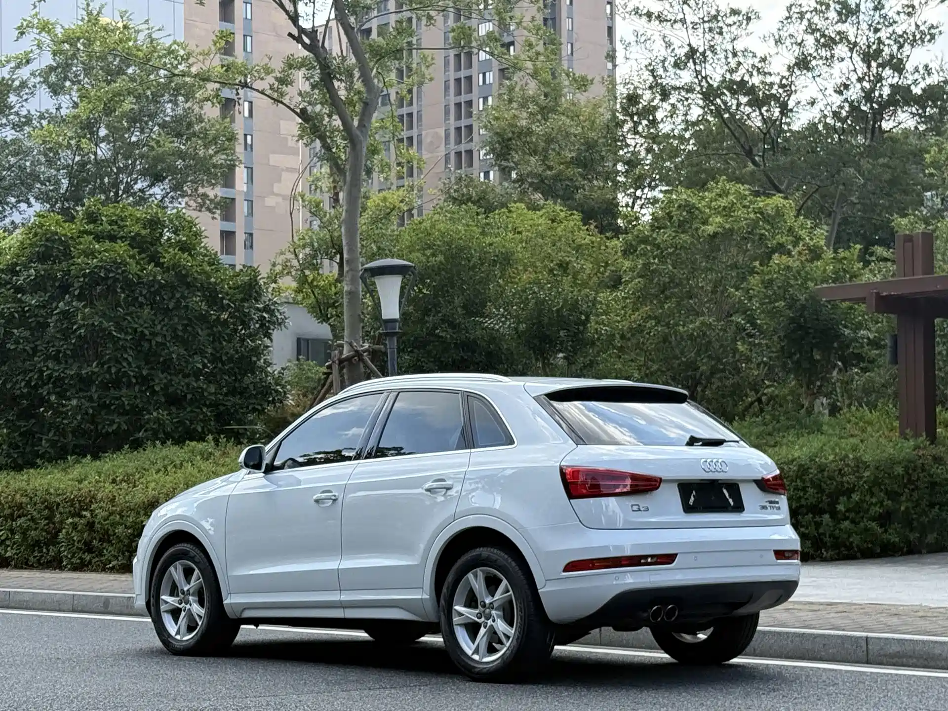Photo 4 - Audi Q3