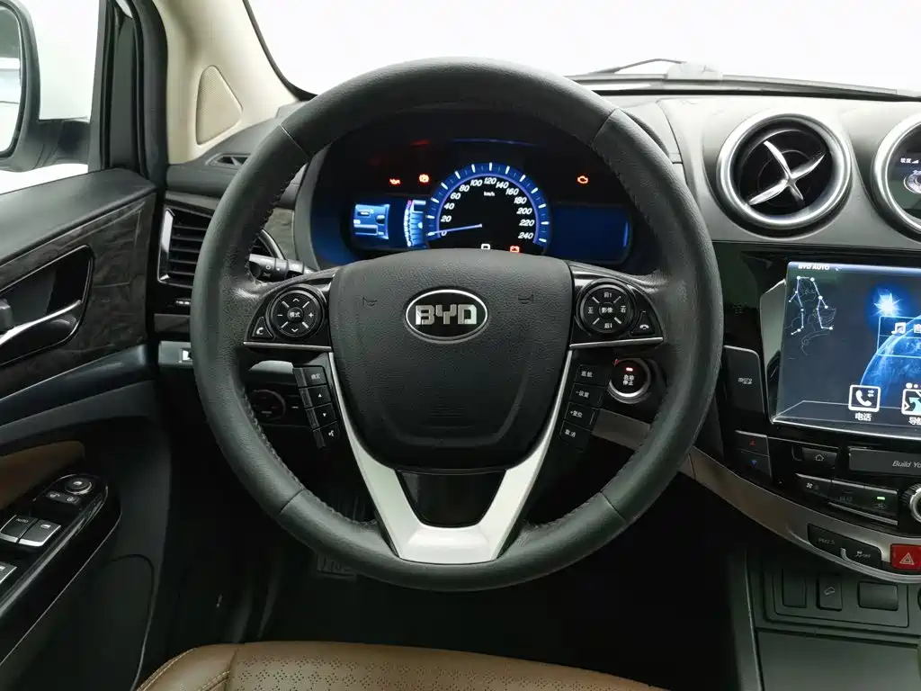 BYD S7 2016 2016 2.0T Auto Premium Plus