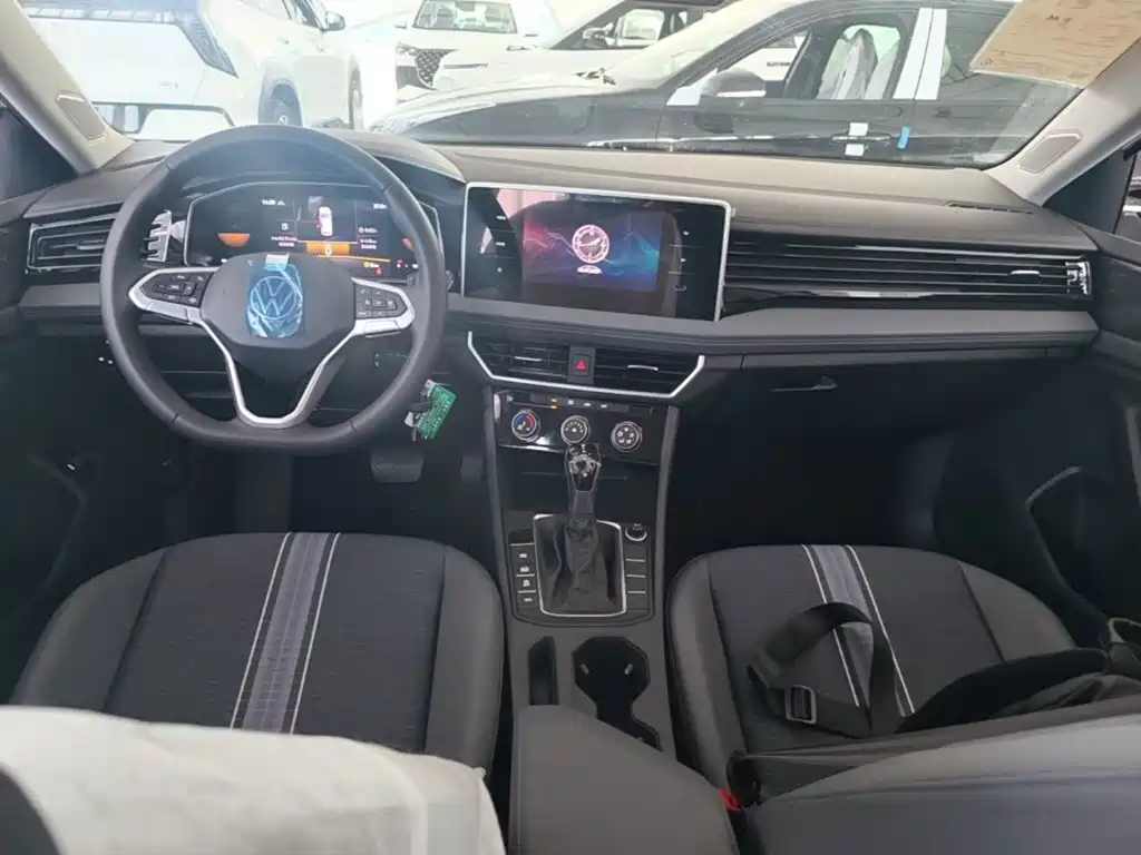 Volkswagen Sagitar, миниатюра 6