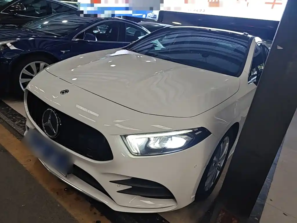 Mercedes-Benz A-Class 2020 Facelift A 200 L Sport Sedan Fashion