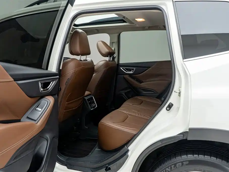 Subaru Forester 2019 2.0i Smart Hybrid Sport EyeSight фото 19