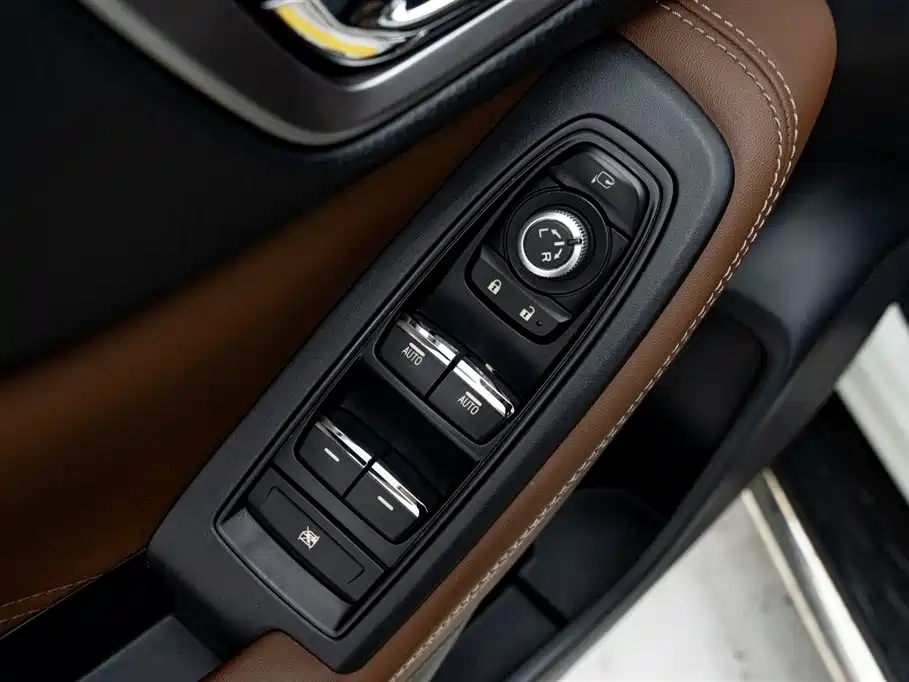 Subaru Forester 2019 2.0i Smart Hybrid Sport EyeSight фото 25
