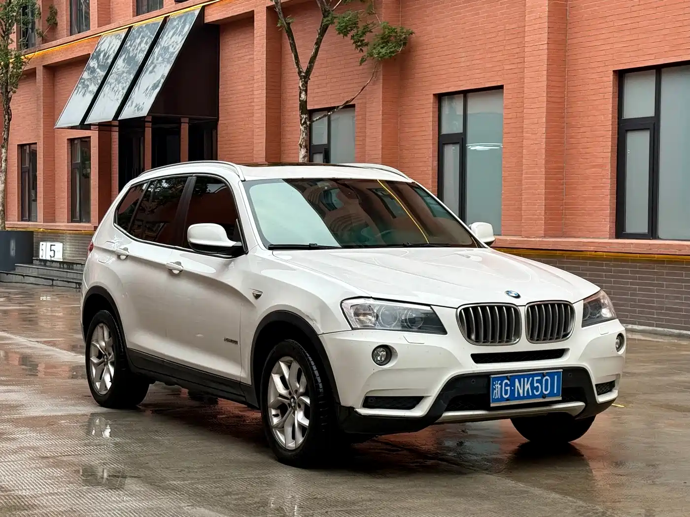 BMW X3 (Import) 2012 2011 xDrive28i Leadership