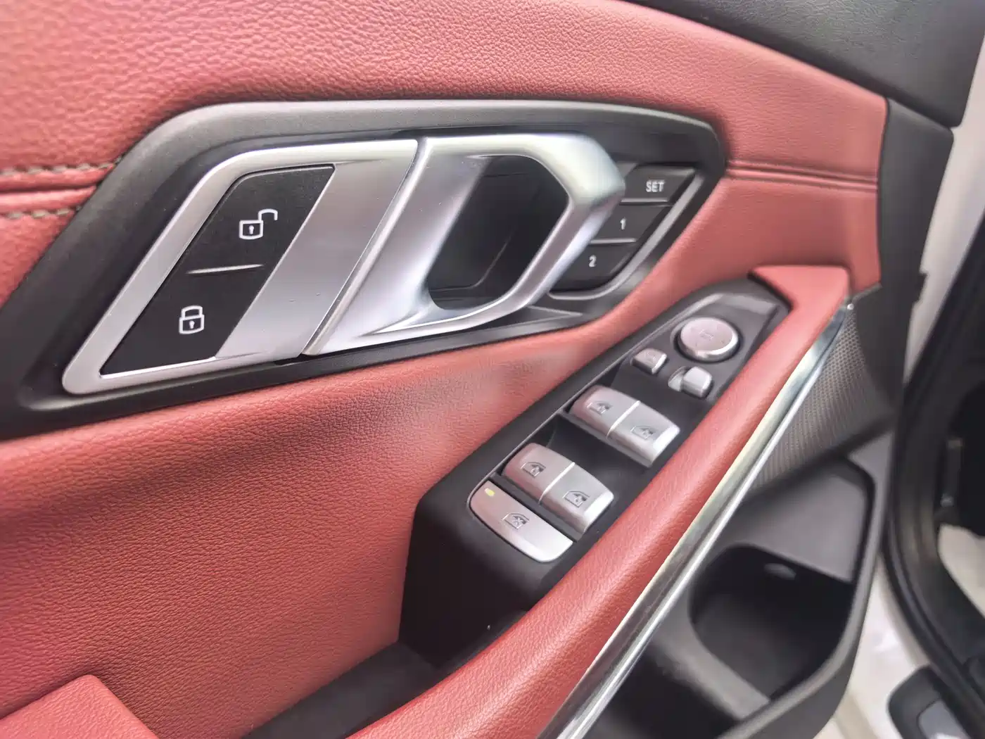 BMW 3 Series 2023 320Li M Sport Package фото 9