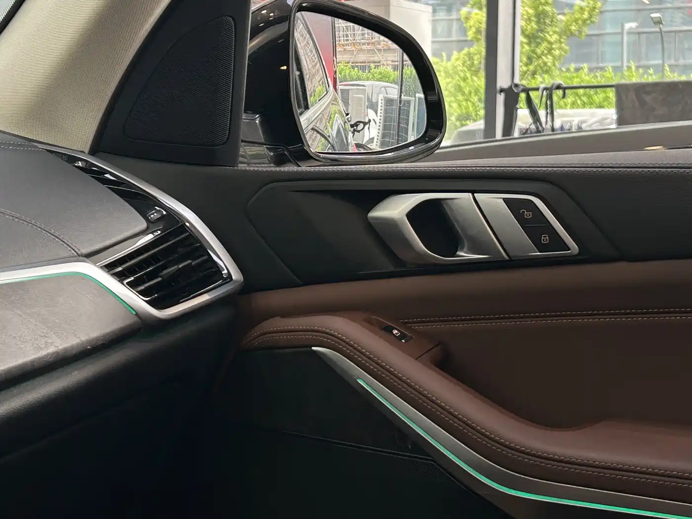BMW X5 (Import) 2020 xDrive30i M Sport Package фото 10