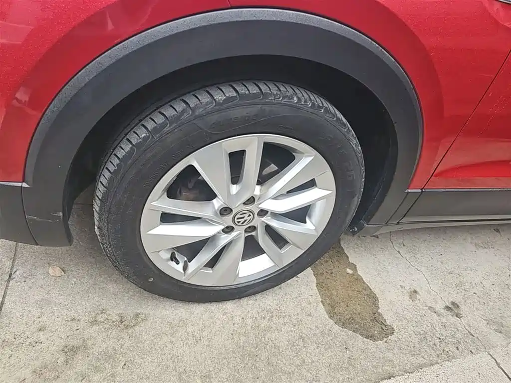 Volkswagen T-Cross 2019 1.5L Automatic Comfort Edition фото 22