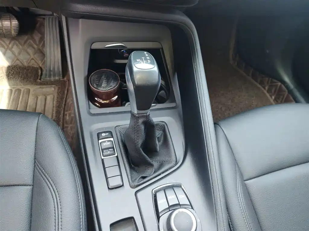 BMW X1 2019 sDrive18Li Fashion Model фото 14