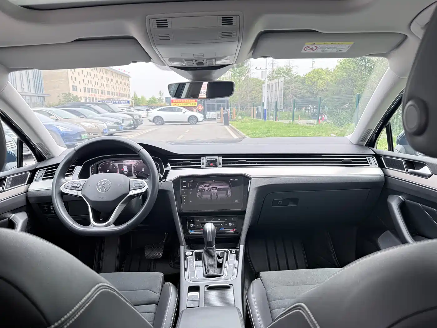 Volkswagen Weilan 2021 2.0T Smooth Ride Edition фото 9
