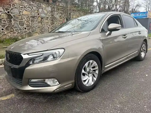 DS DS 5LS 2014 1.8L Automatic Comfort VTi140