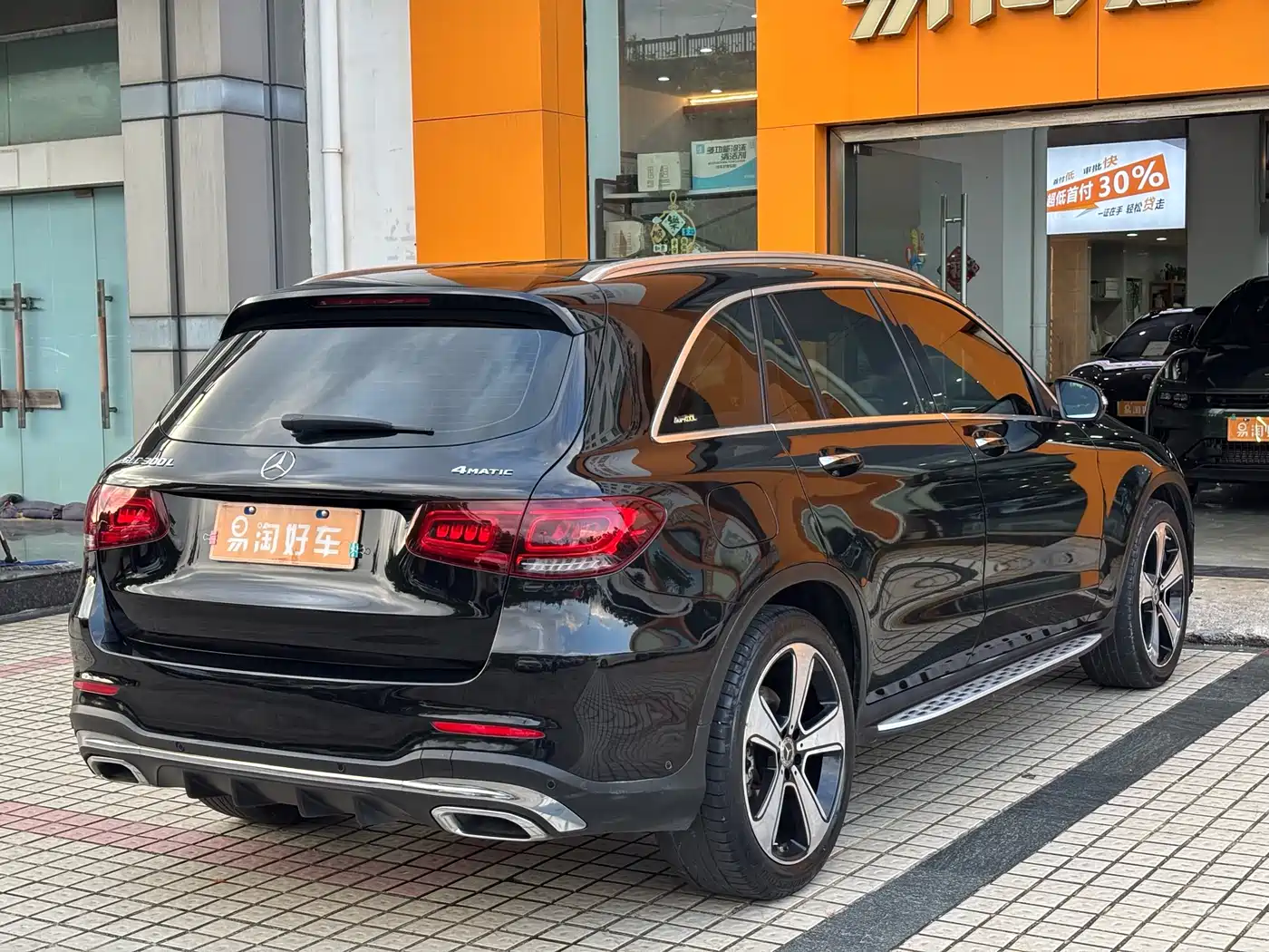 Mercedes-Benz GLC 2020 Facelift GLC 300 L 4MATIC Luxury фото 5