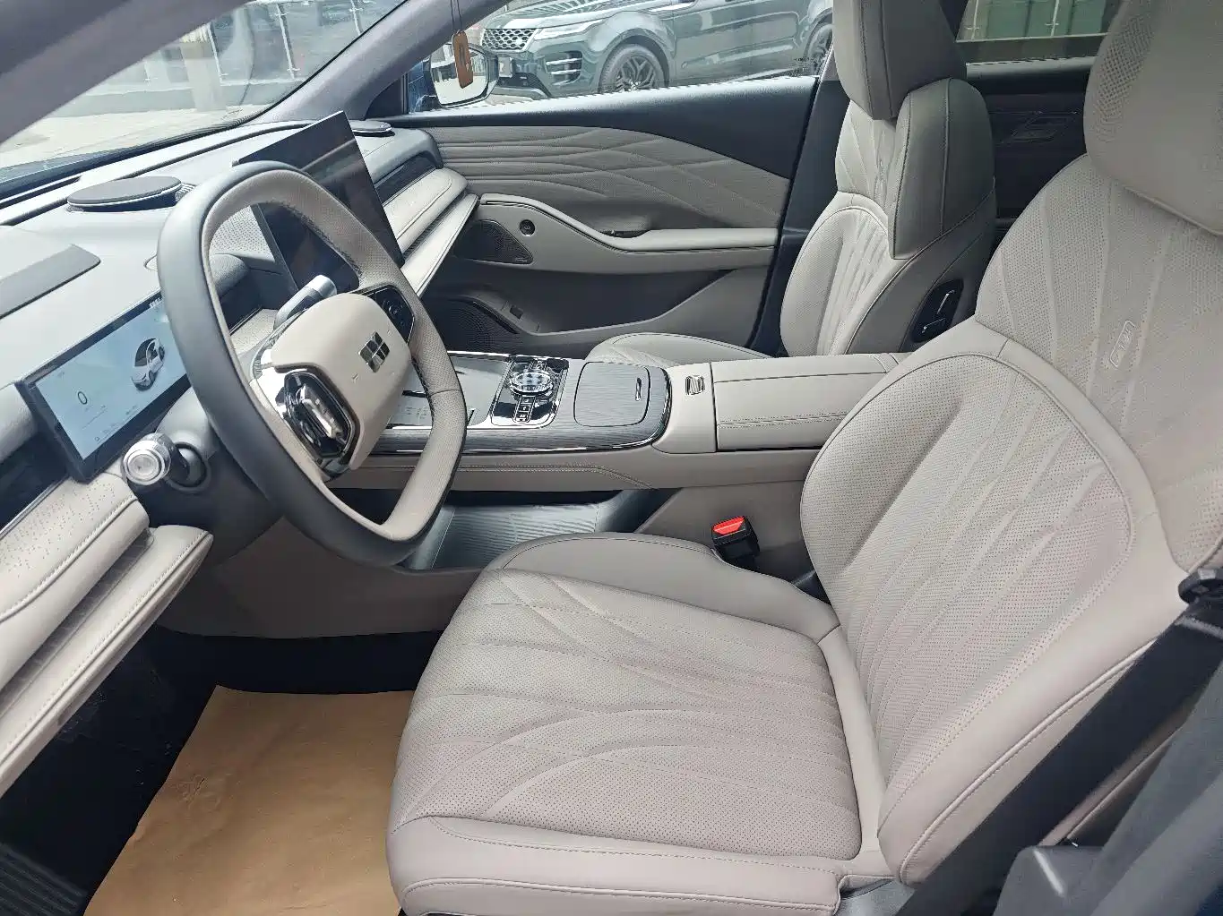 Geely Galaxy Galaxy Xingyao 8 2025 130km EM-P Starship Edition фото 19