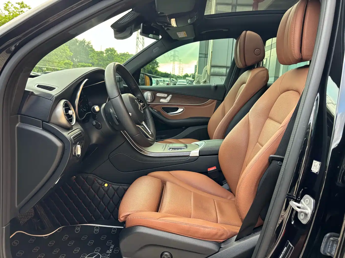 Mercedes-Benz GLC 2020 Facelift GLC 300 L 4MATIC Luxury фото 10
