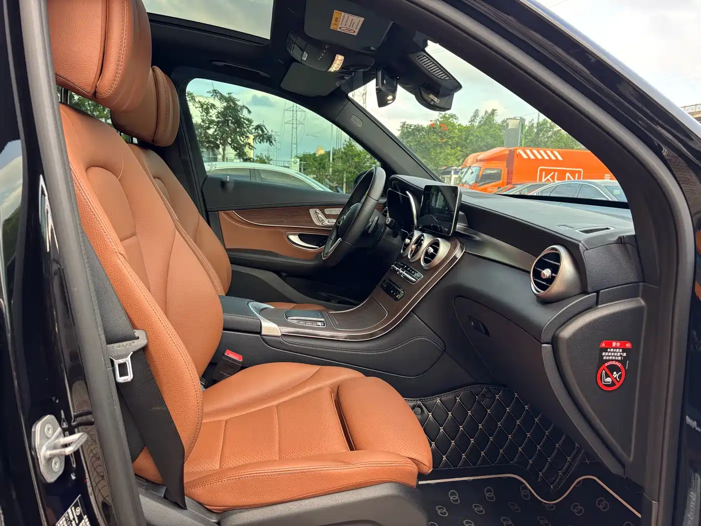 Mercedes-Benz GLC 2020 Facelift GLC 300 L 4MATIC Luxury фото 11
