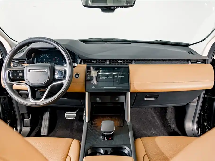 Land Rover Discovery Sport 2024 Luxury Custom Edition фото 13