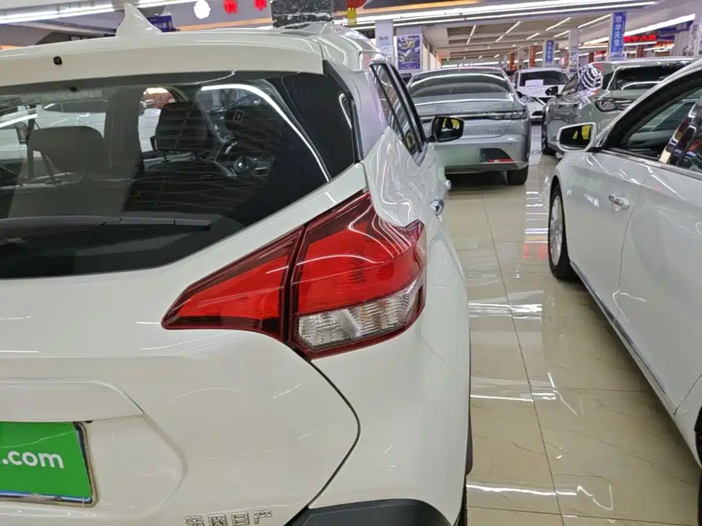 Nissan Kicks 2018 2017 1.5L CVT Smart Edition