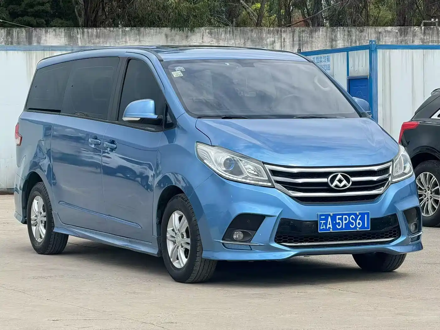 SAIC Maxus Maxus G10 2018 PLUS 1.9T Manual Elite Edition Diesel фото 3