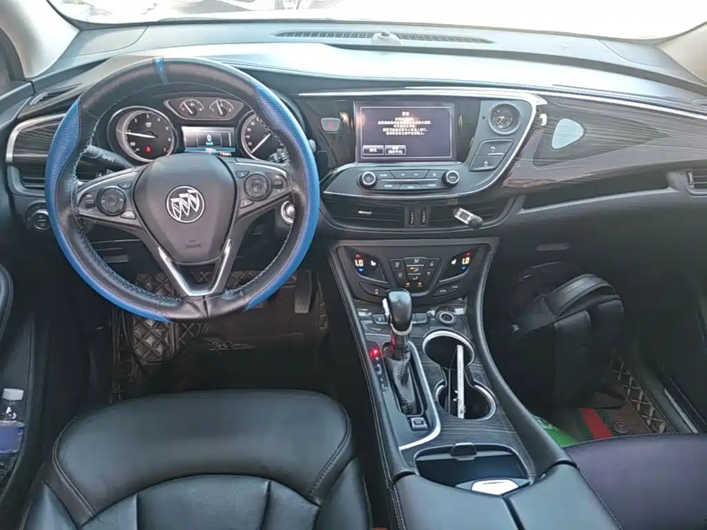 Фото 10 - Buick Envision Plus
