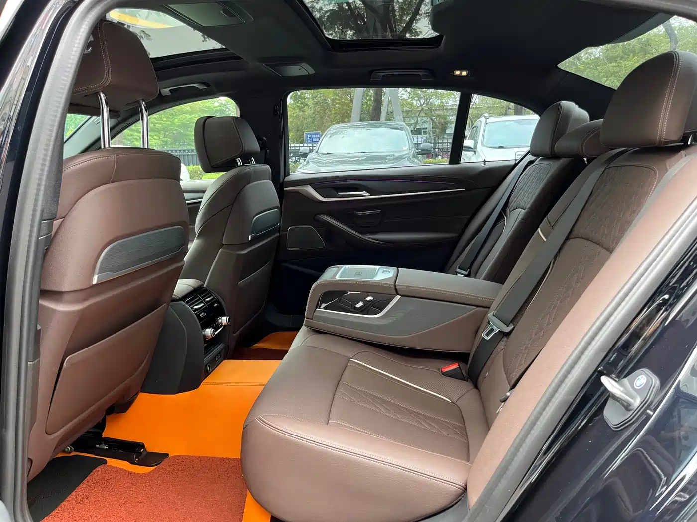 BMW 5 Series 2022 Facelift II 530Li Premium Package M Sport фото 11