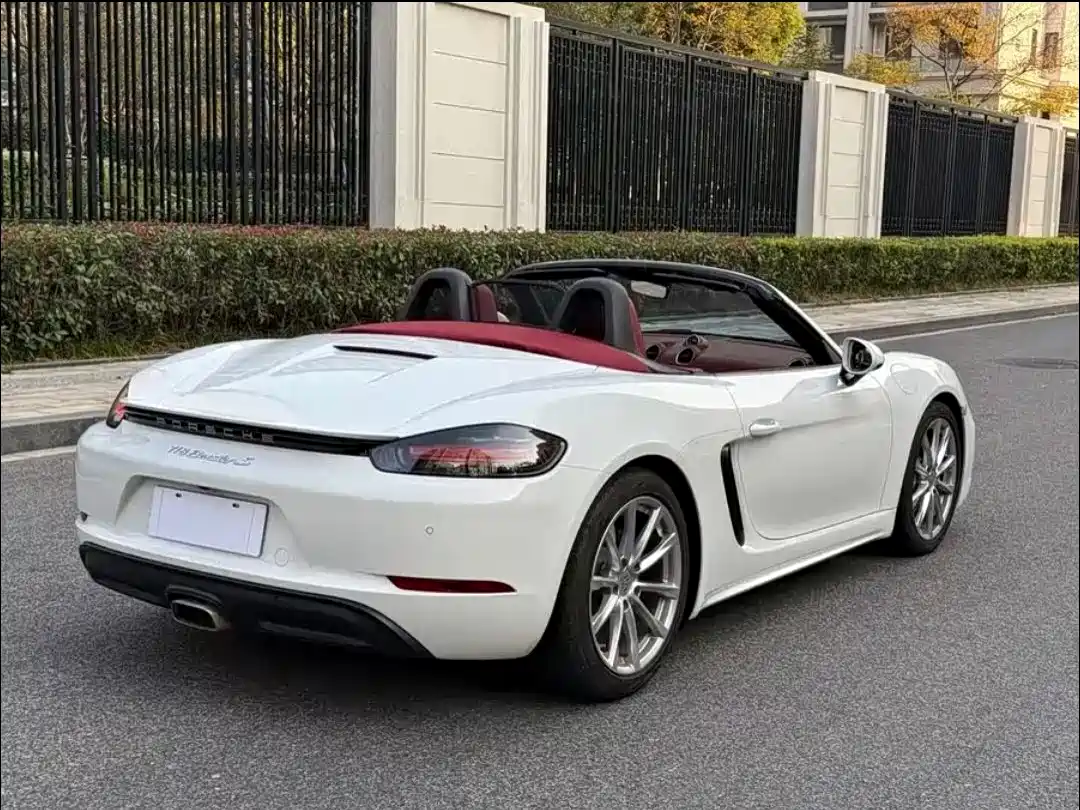 Porsche 718 2016 Boxster 2.0T фото 8