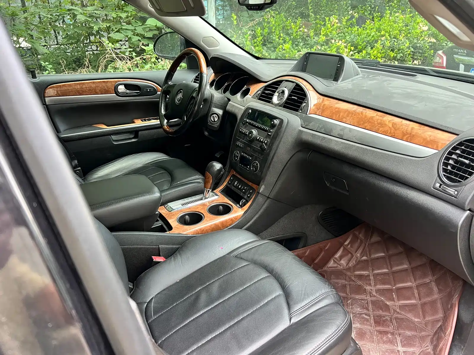Фото 2 - Buick Enclave
