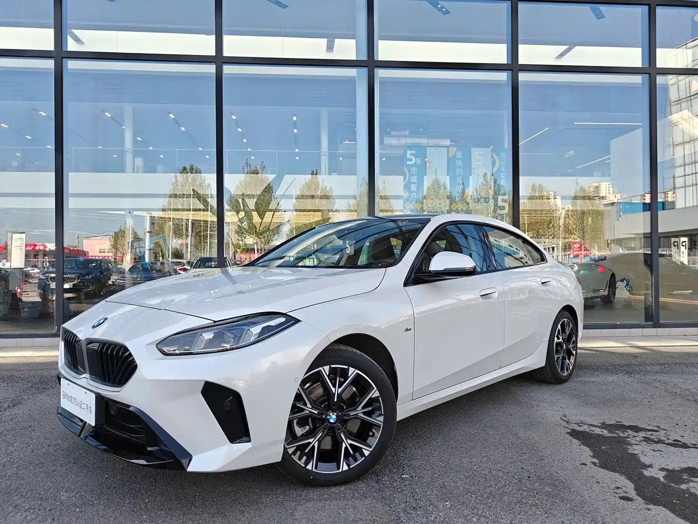 BMW 2 Series 2025 225L M Sport Package фото 2